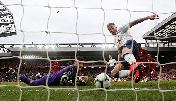 Premier League - Liverpool v Tottenham Hotspur
